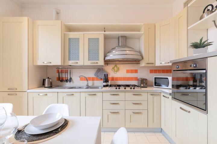 Apartment Elegant Aparment Vittorio Center Rom